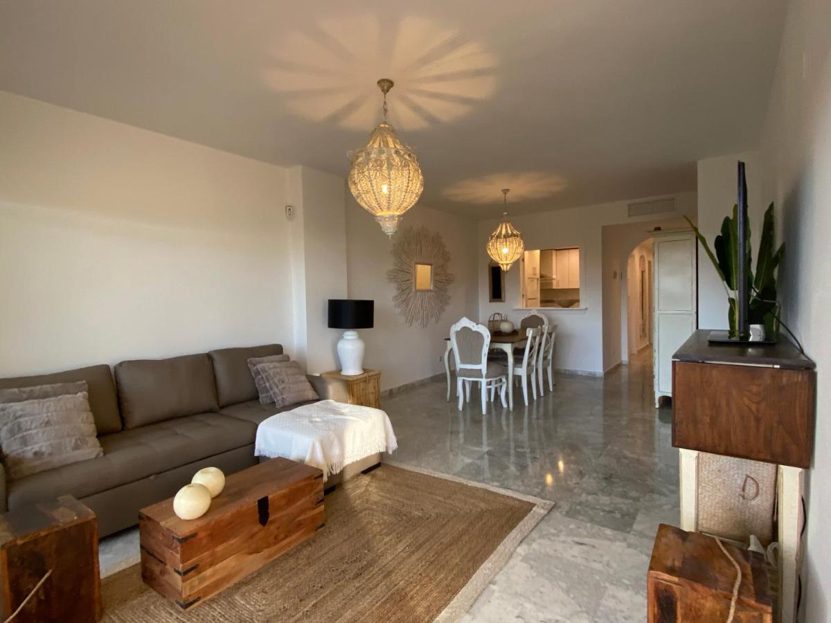 Apartamentos Costa Quebrada 贝纳尔马德纳 外观 照片