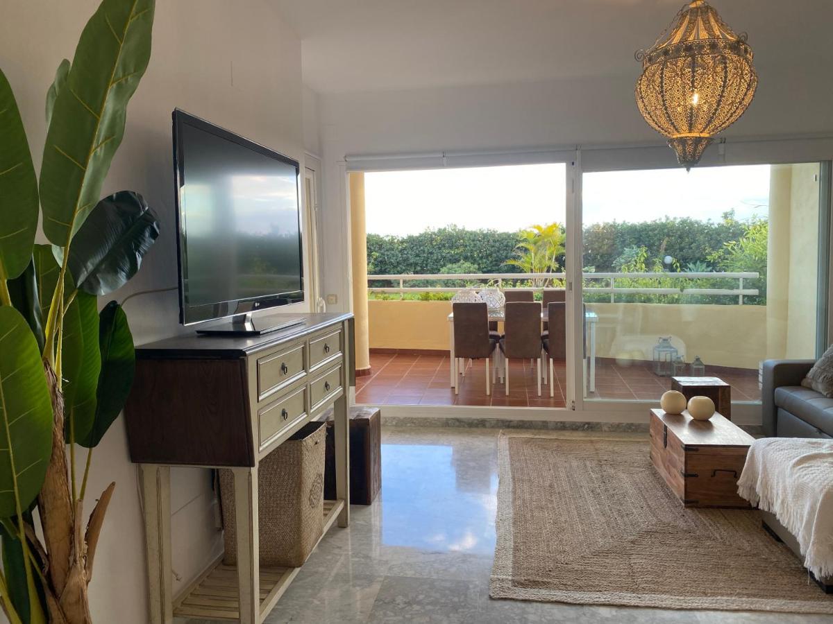 Apartamentos Costa Quebrada 贝纳尔马德纳 外观 照片