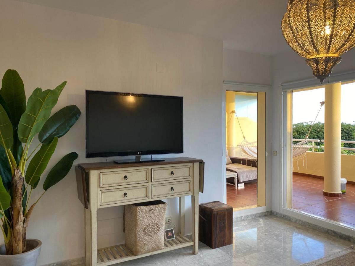 Apartamentos Costa Quebrada 贝纳尔马德纳 外观 照片