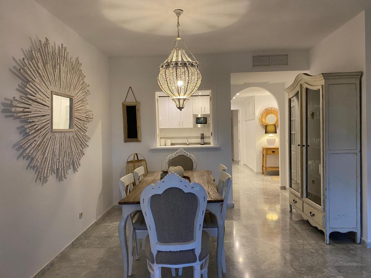 Apartamentos Costa Quebrada 贝纳尔马德纳 外观 照片